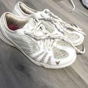 Varsity cheer shoes